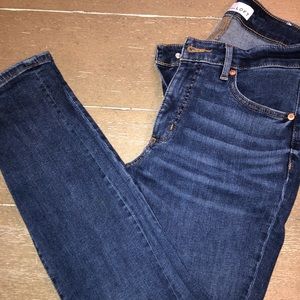 LOFT Curvy Skinny Crop jeans